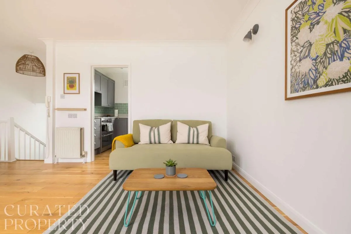 Image 3 of Charming Primrose Hill Rooftop Duplex