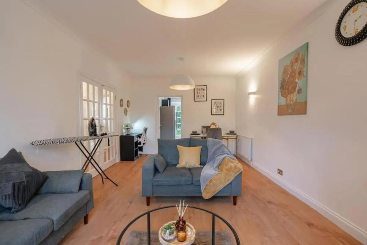 Image 4 of Charming Putney Family Home with Easy Access to Central London