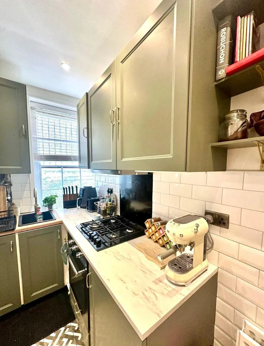 Image 5 of Charming flat in central London