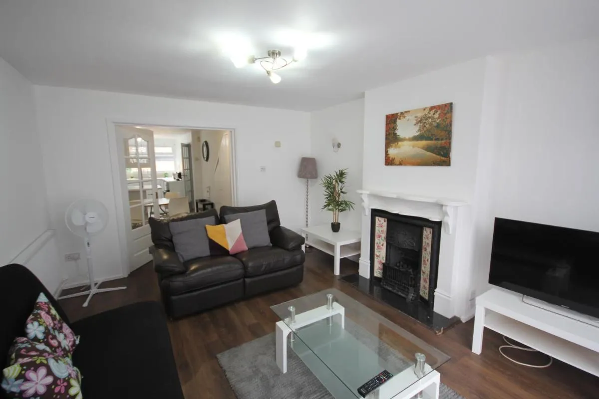 Image 5 of Charnwood Place