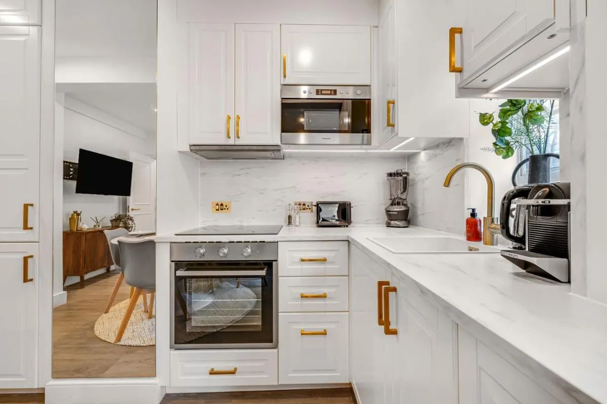 Image 5 of Chelsea Apartment in a Prime Central Location