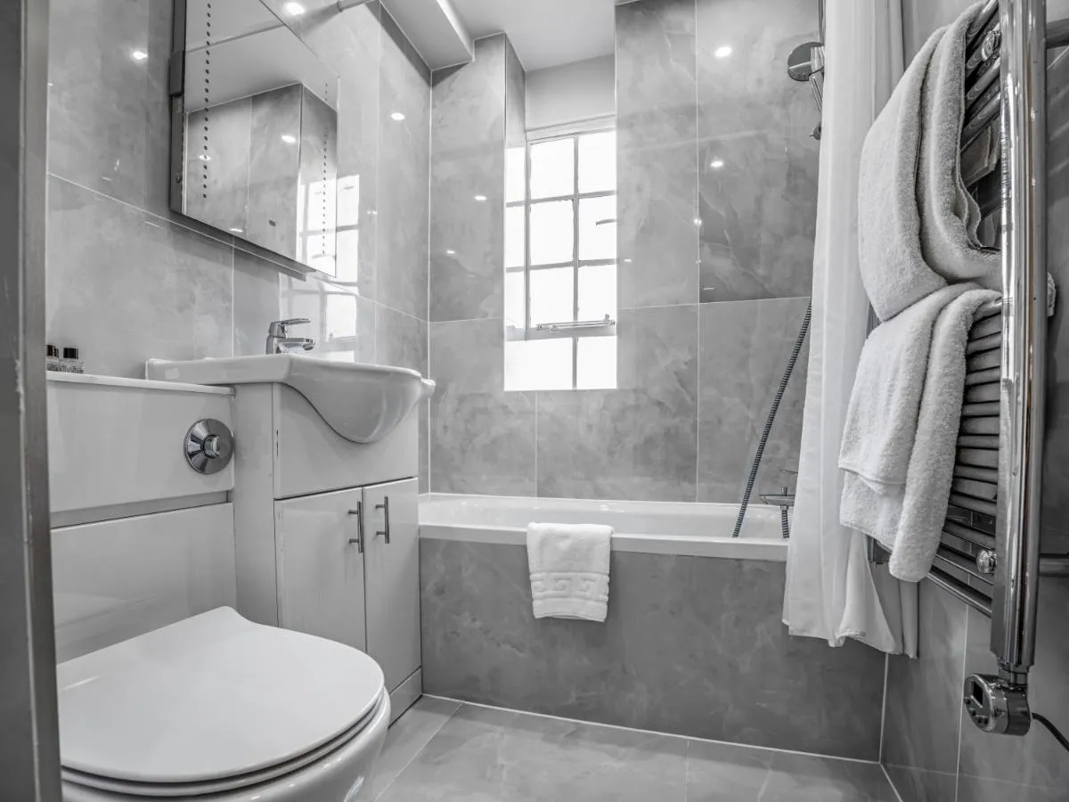 Image 5 of Chelsea Cloisters Serviced Apartments