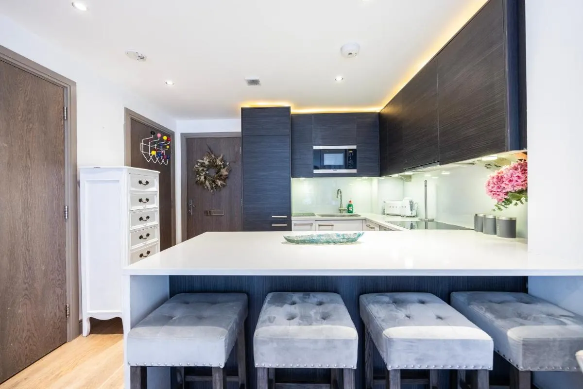 Image 3 of Chelsea Harbour Living