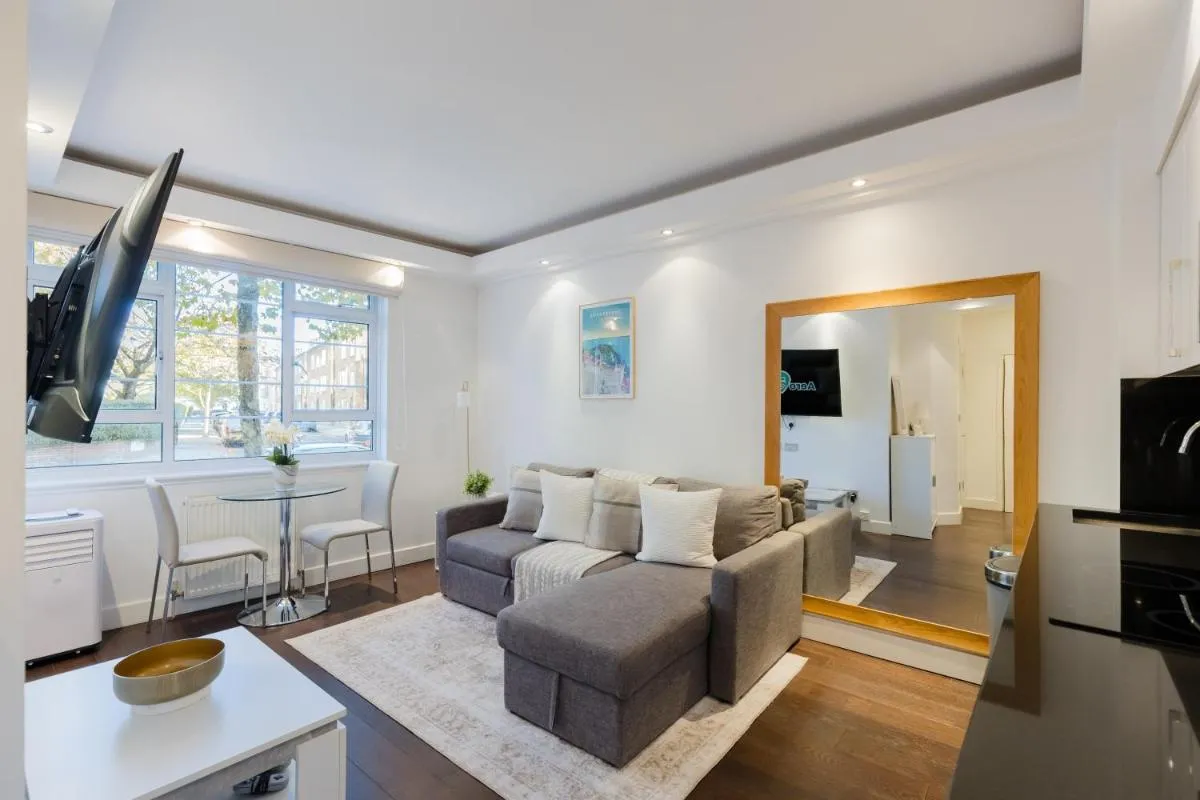 Image 5 of Chelsea Luxe – 2