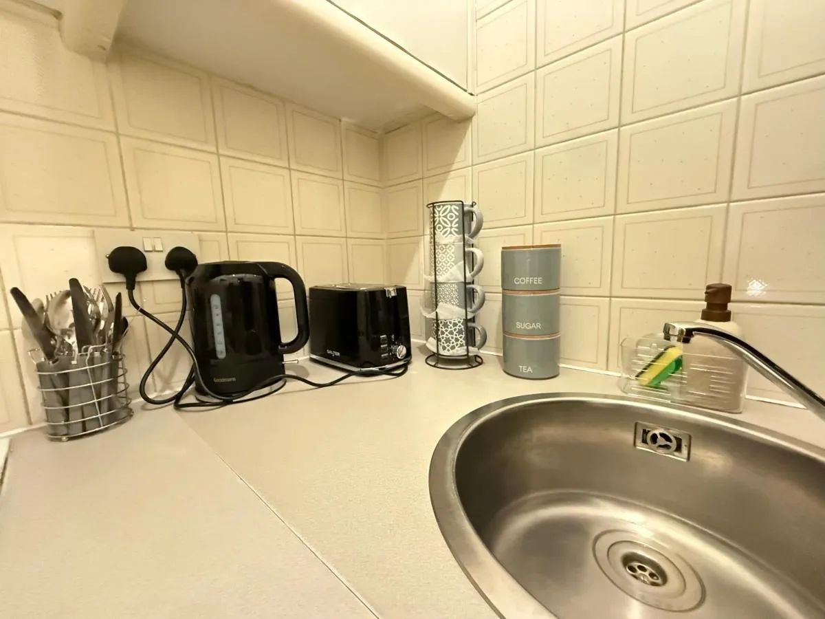 Image 3 of Chelsea Studio South Kensington 10 Min to Harrods