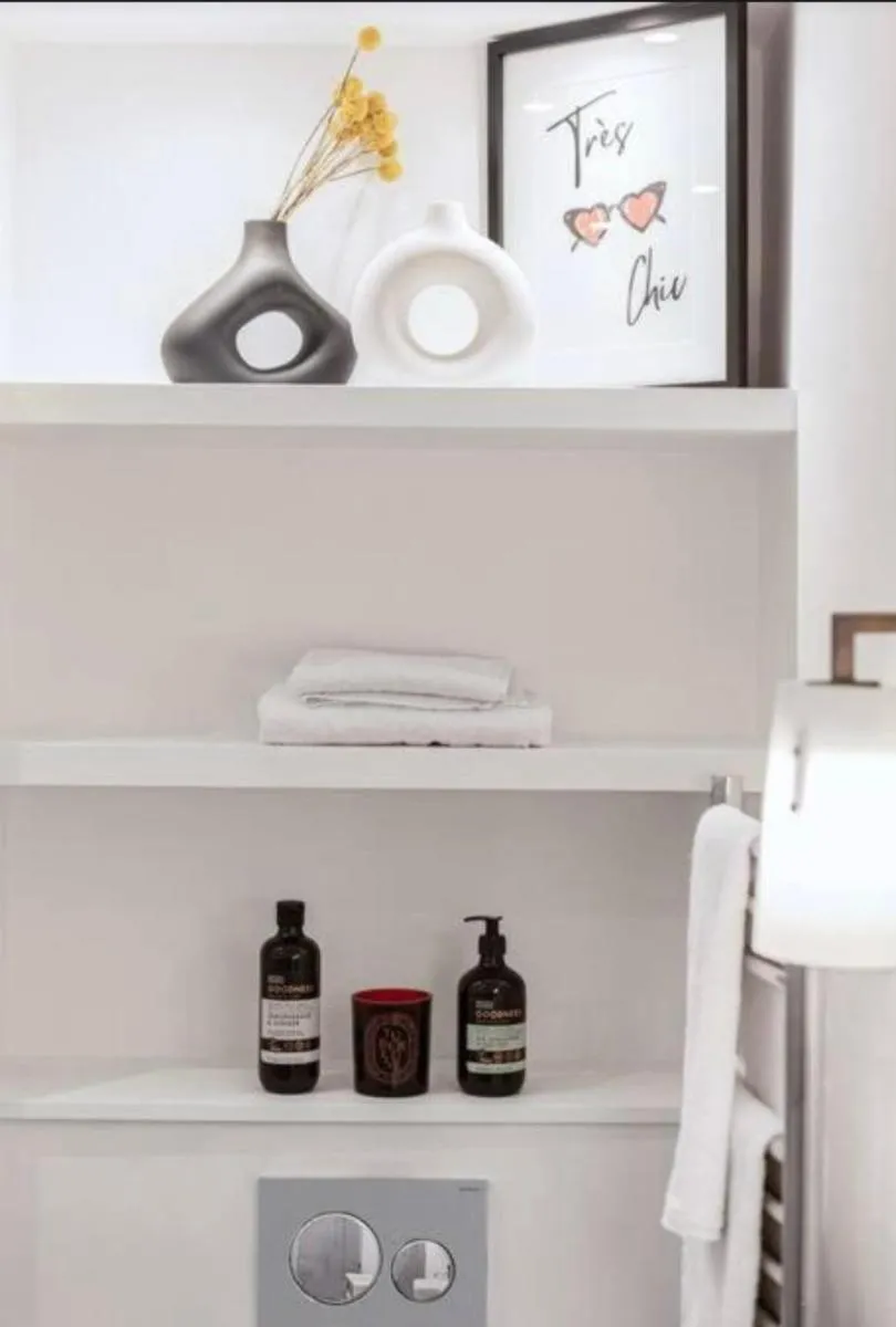 Image 5 of Chelsea living Apartment