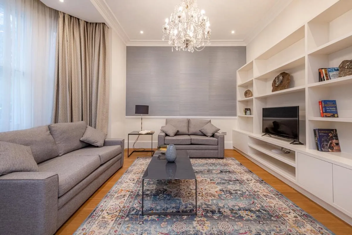 Image 5 of Chesham Court Knightsbridge