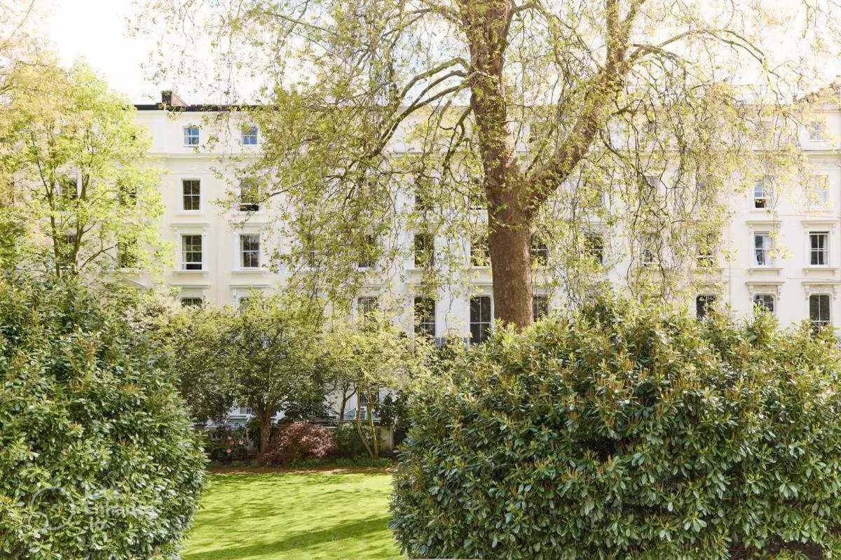 Image 5 of Chic Bayswater Luxury Retreat