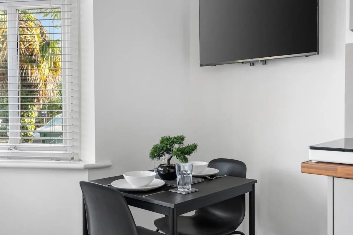 Image 5 of Chic Urban Studio Apartment In Vibrant Brixton