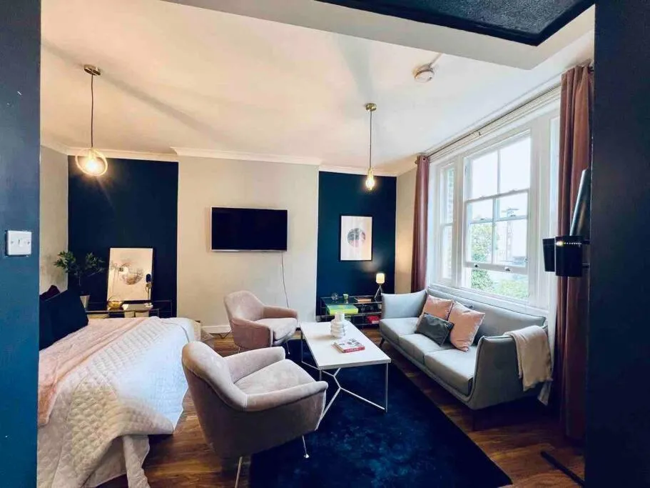 Image 3 of Chic studio near Regent’s Park n8