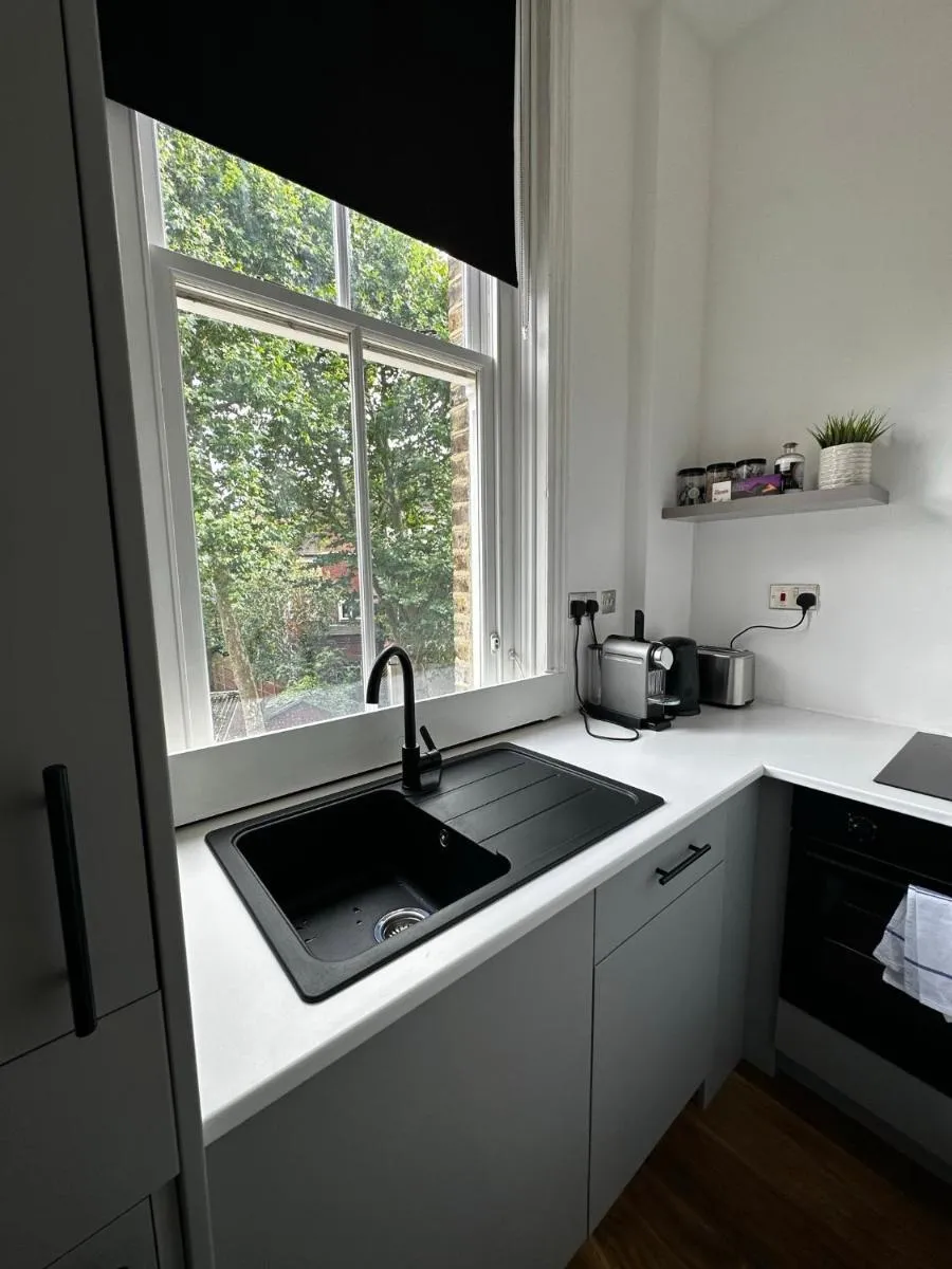 Image 5 of Chic studio near Regent’s Park n8