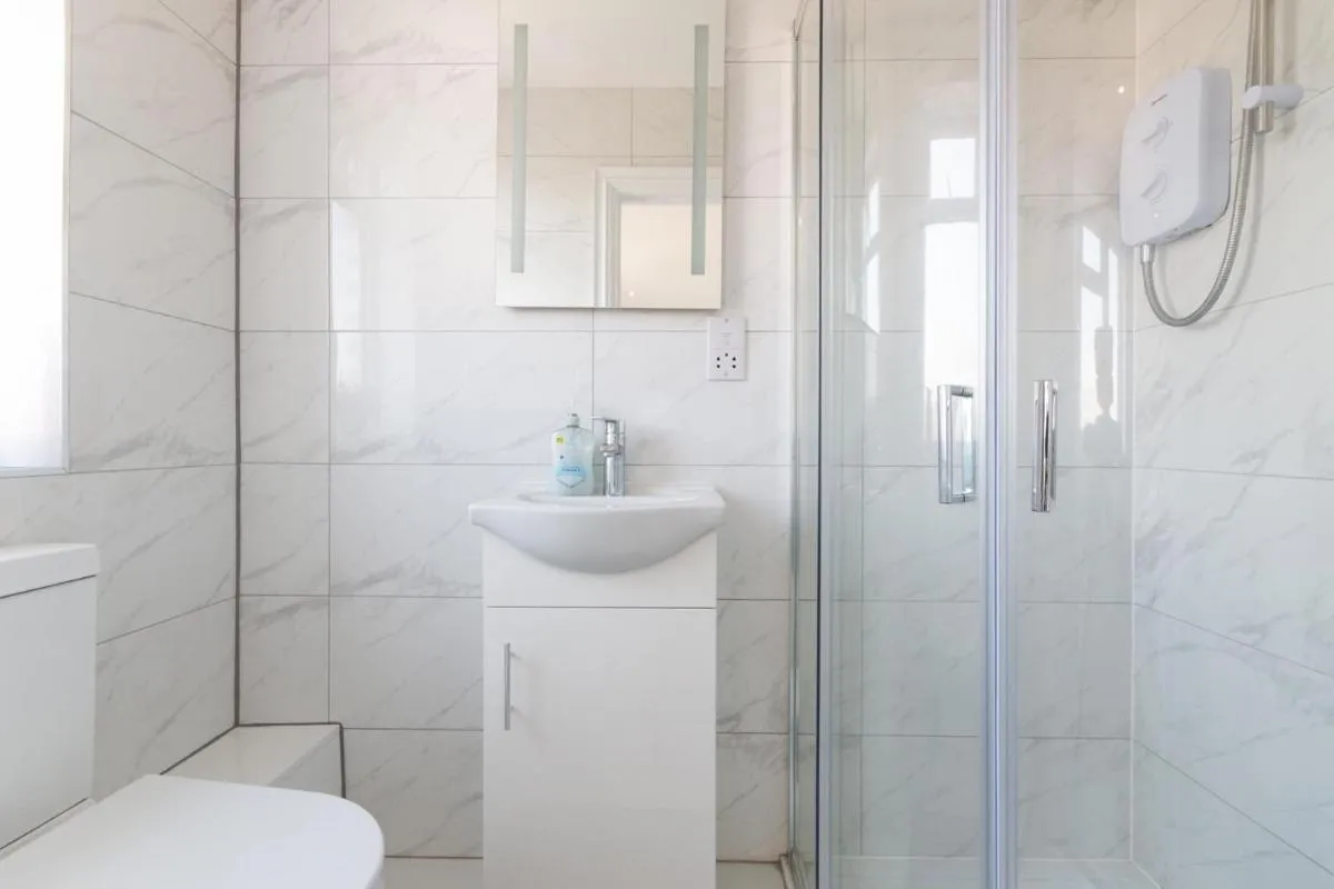 Image 3 of City Apartment – Sleeps 4 & Free Parking