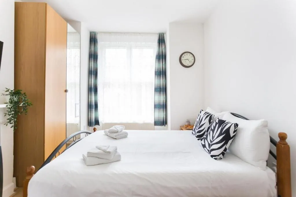 Image 1 of City Center Camden Market Budget Apartment and Rooms