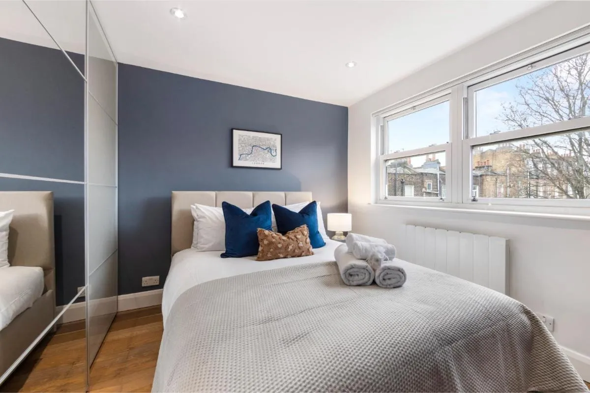 Image 5 of City Chic: Elegant Flat in a Prime Location
