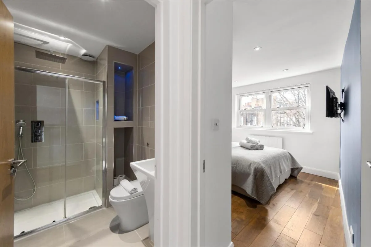 Image 4 of City Chic: Elegant Flat in a Prime Location