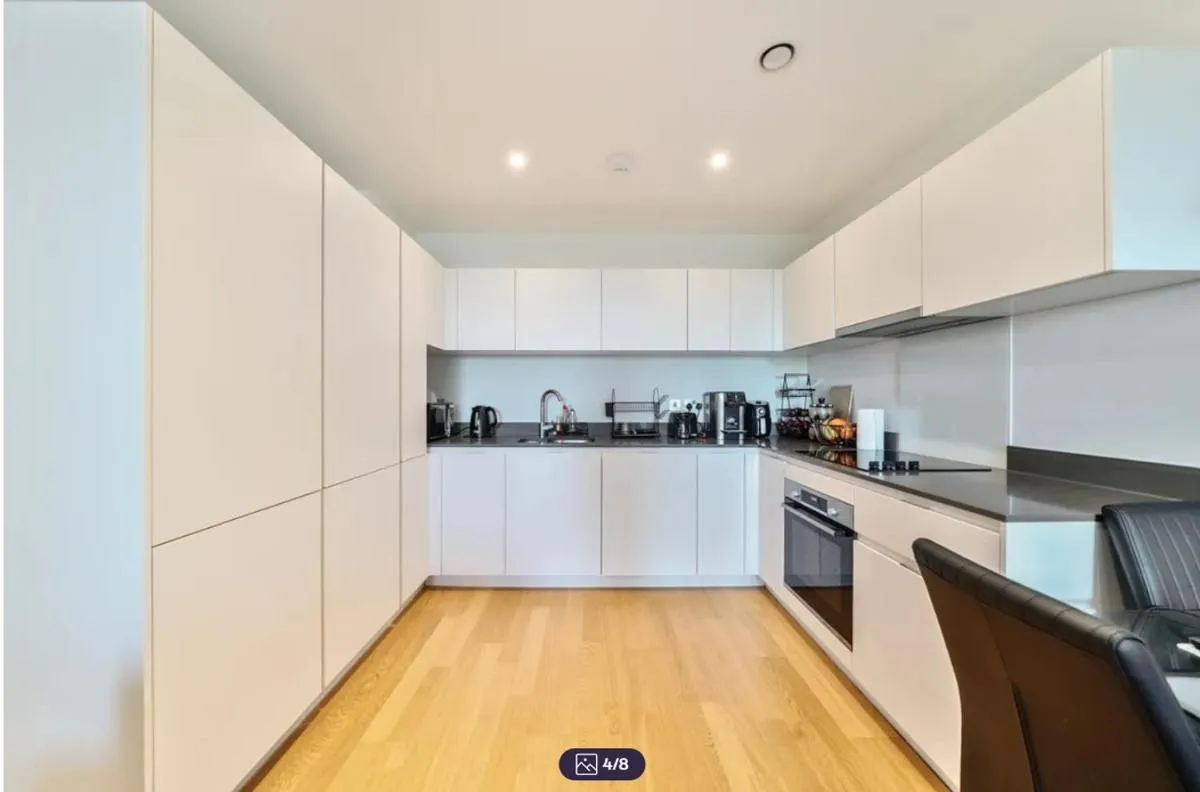 Image 4 of City Gateway Apartment – Green Quarter Southall Retreat