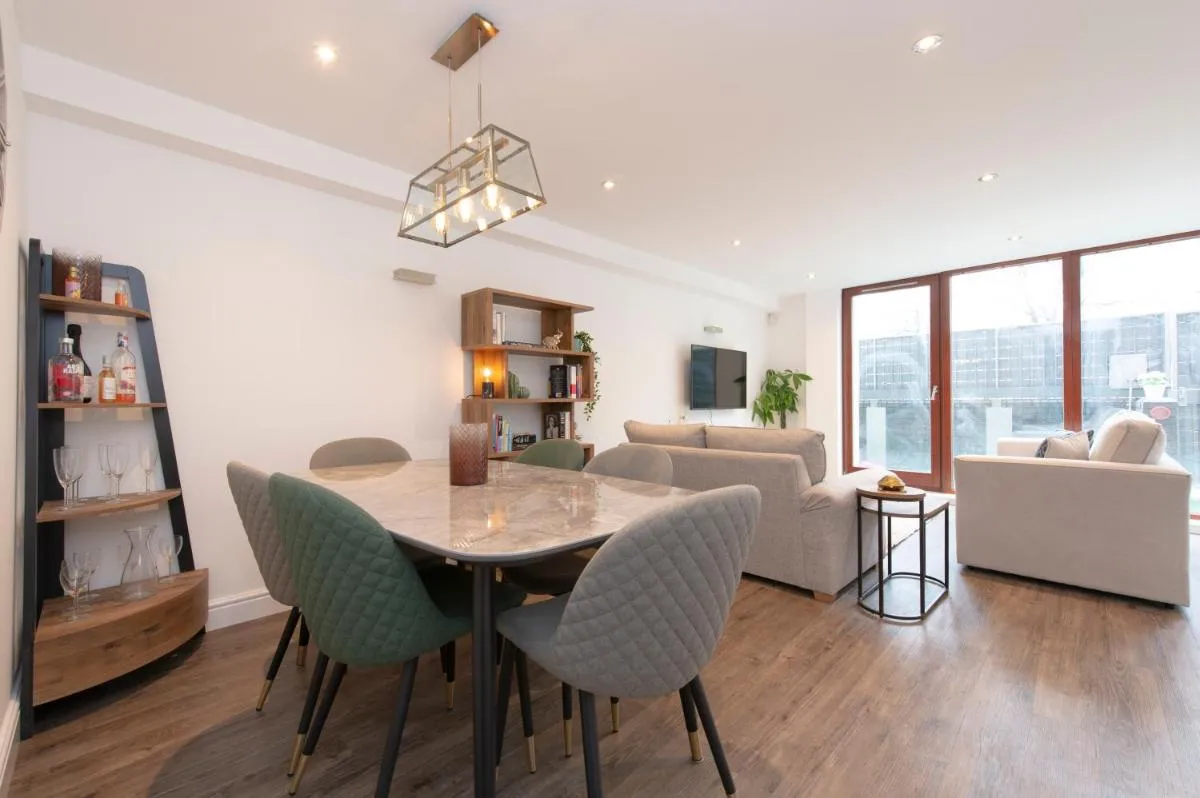 Image 4 of City Living apartments