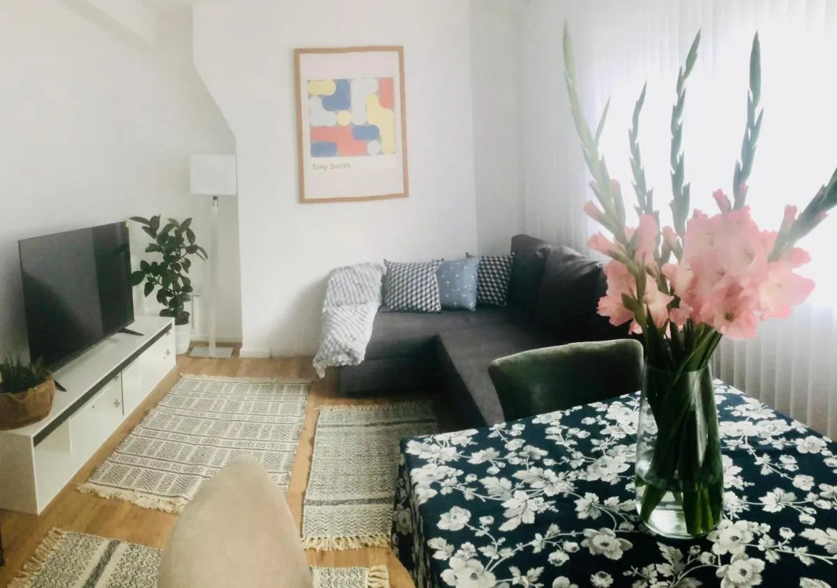 Image 3 of City location- 2 bedroom apartment