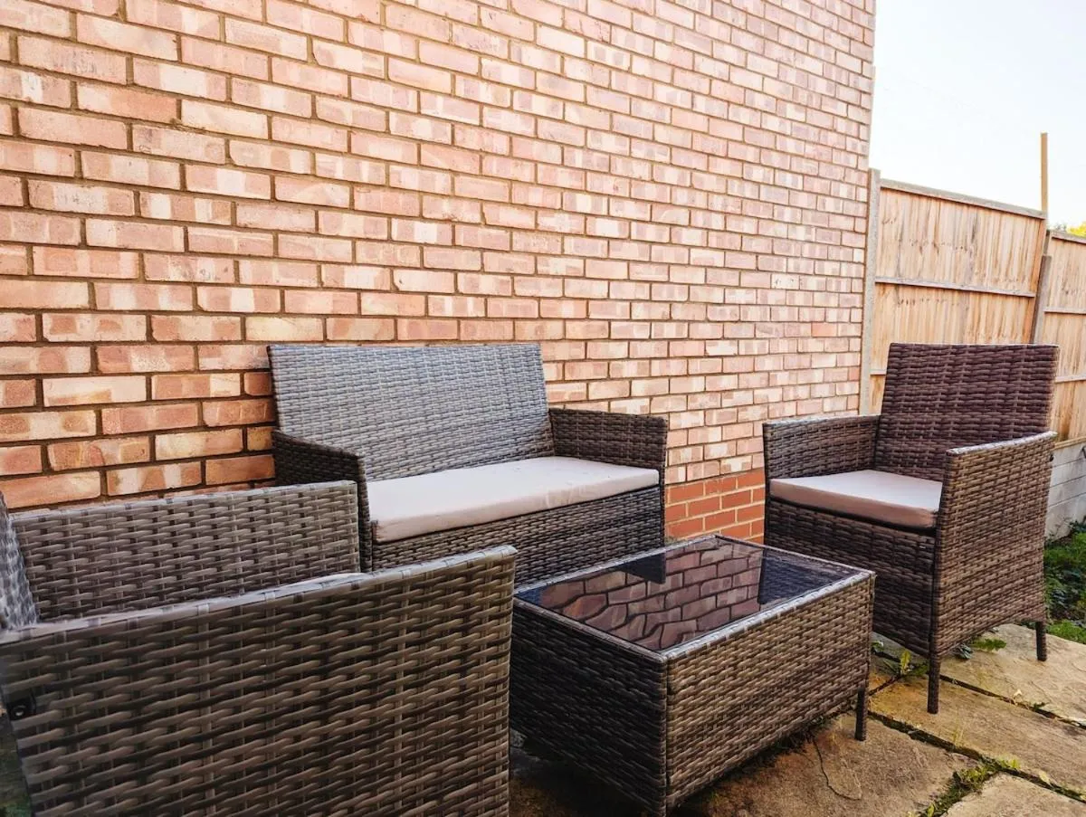 Image 5 of Colney Hatch Lane – Spacious 2-Bed 2-Bath Home with Private Garden