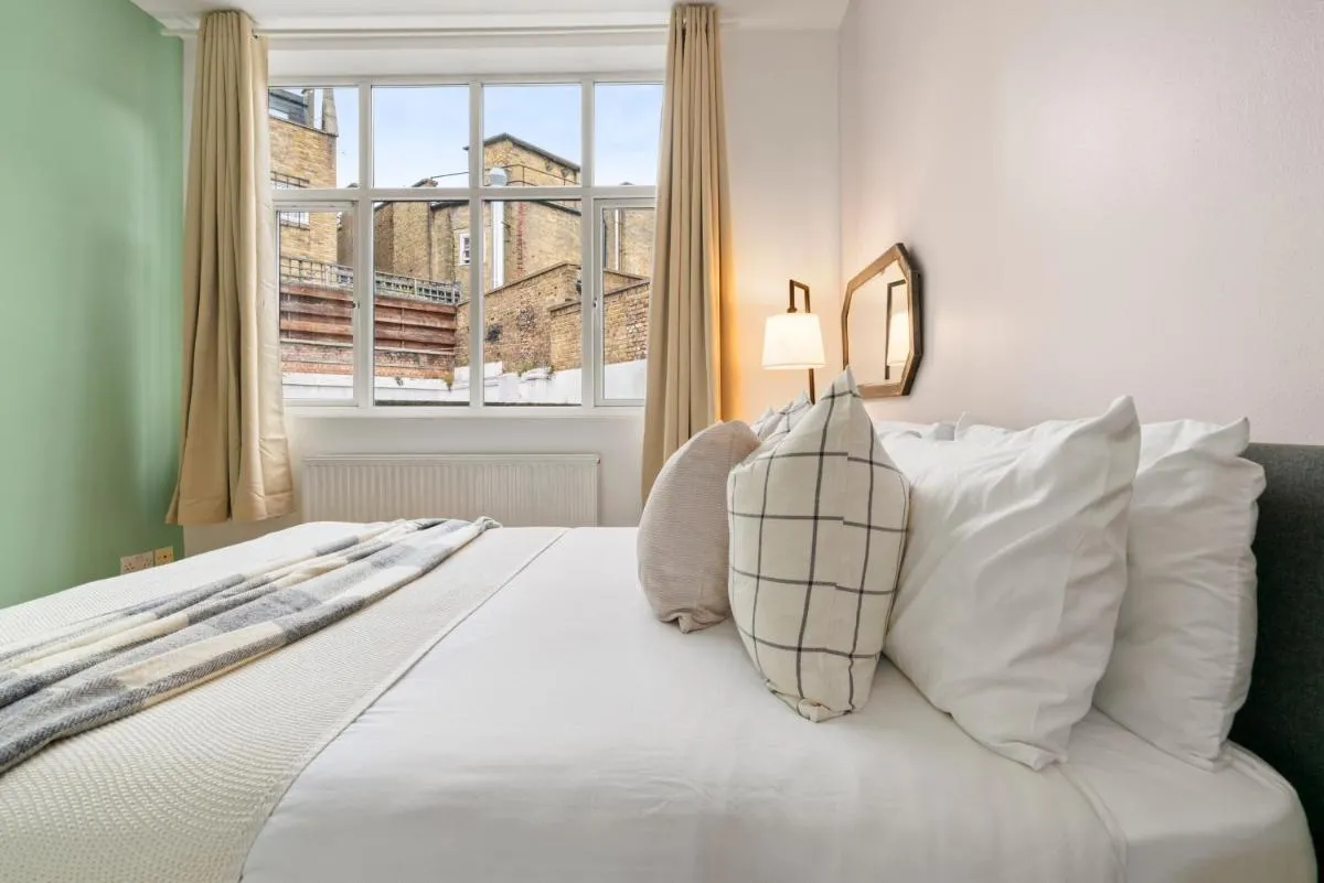 Image 4 of Comfortable 2 Bedroom Apartments in Shoreditch