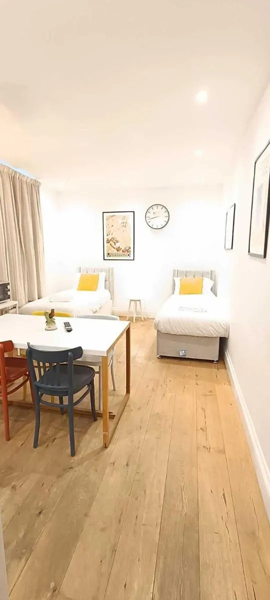Image 4 of Comfortable Apartment Near Euston Station