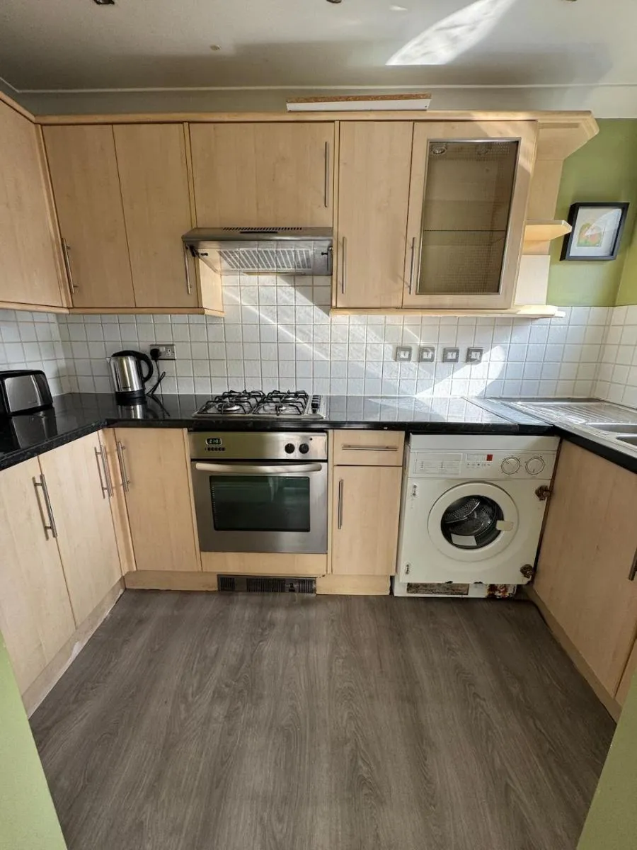 Image 4 of Comfortable, London 1 Bed Garden