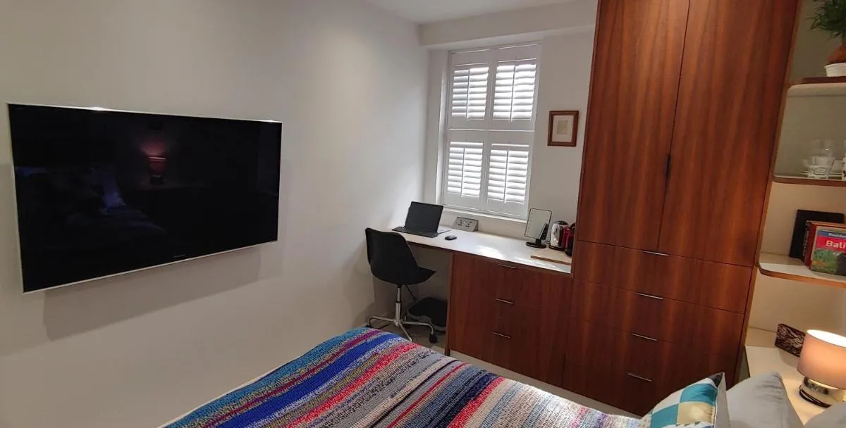 Image 4 of Comfortable Room With Ensuite