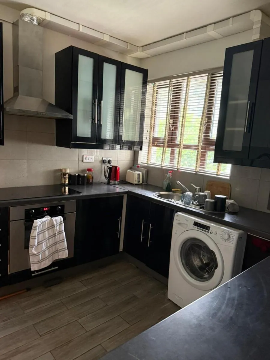 Image 5 of Comfortable bedrooms in central London