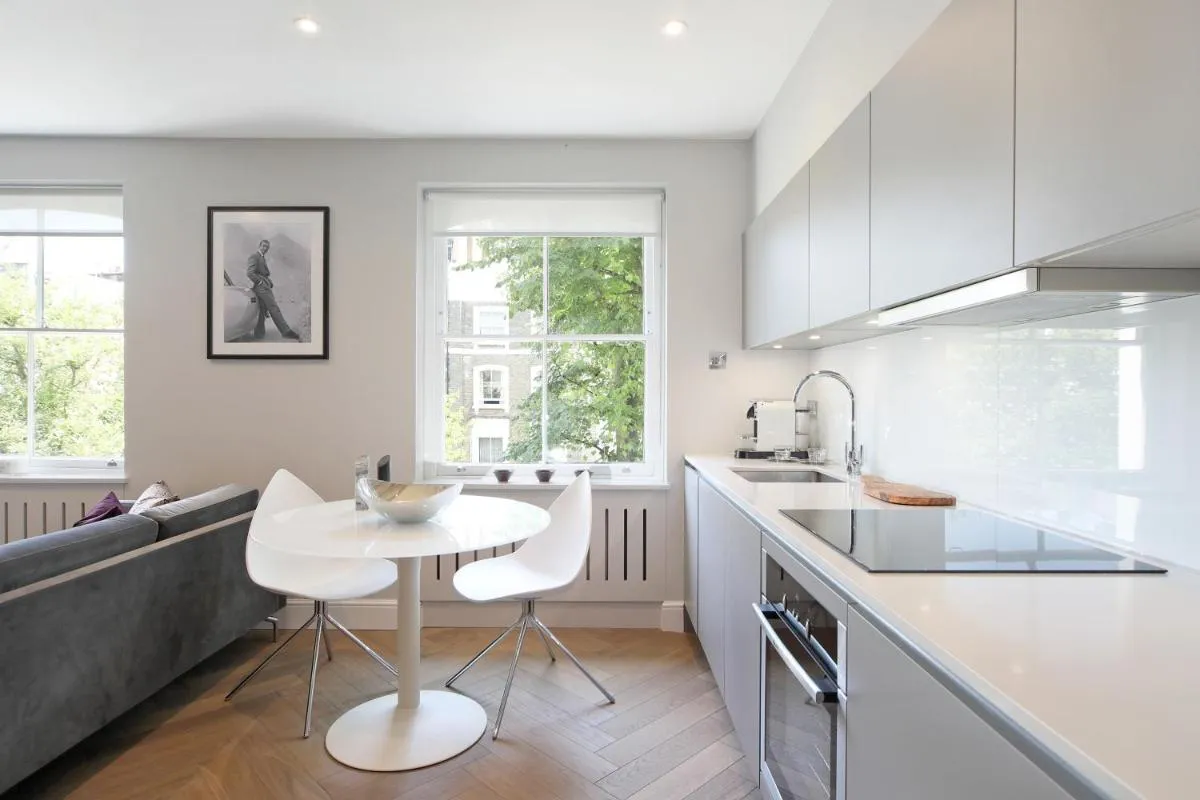 Image 4 of Contemporary Open Plan in Trendy Notting Hill