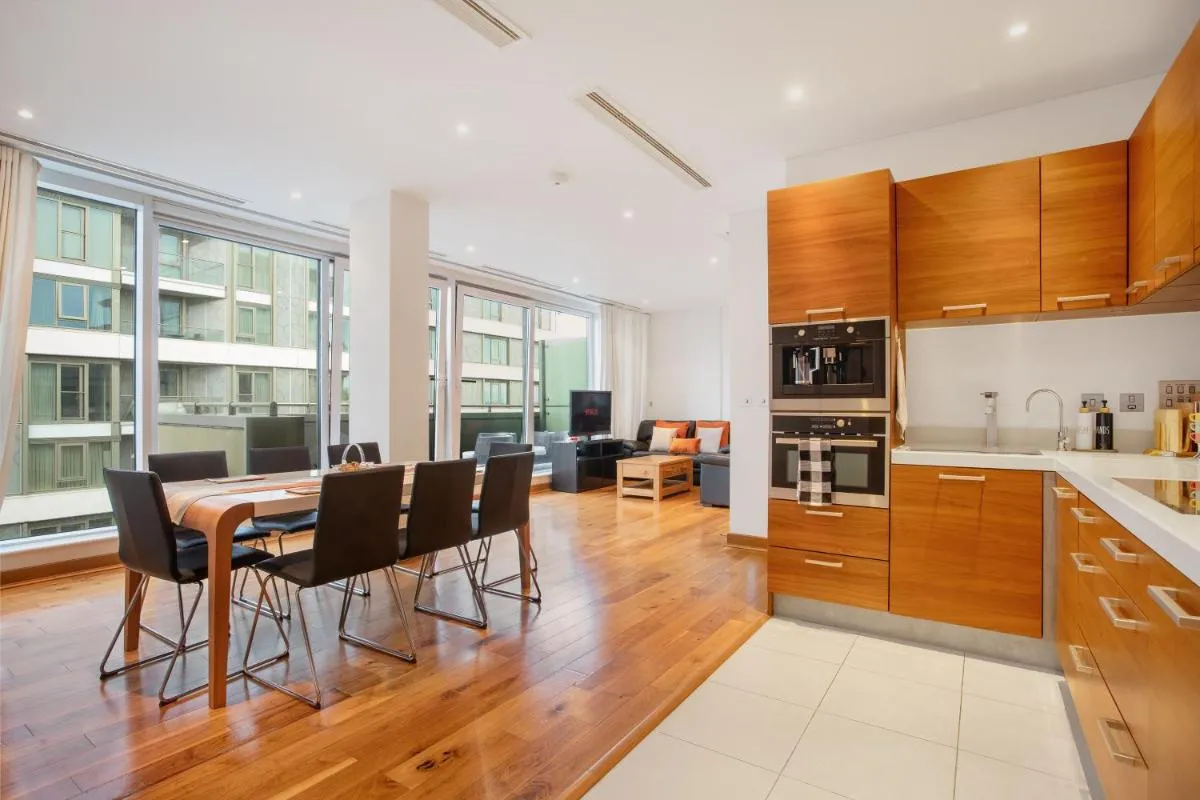 Image 3 of Contemporary Penthouse in Battersea Power Station