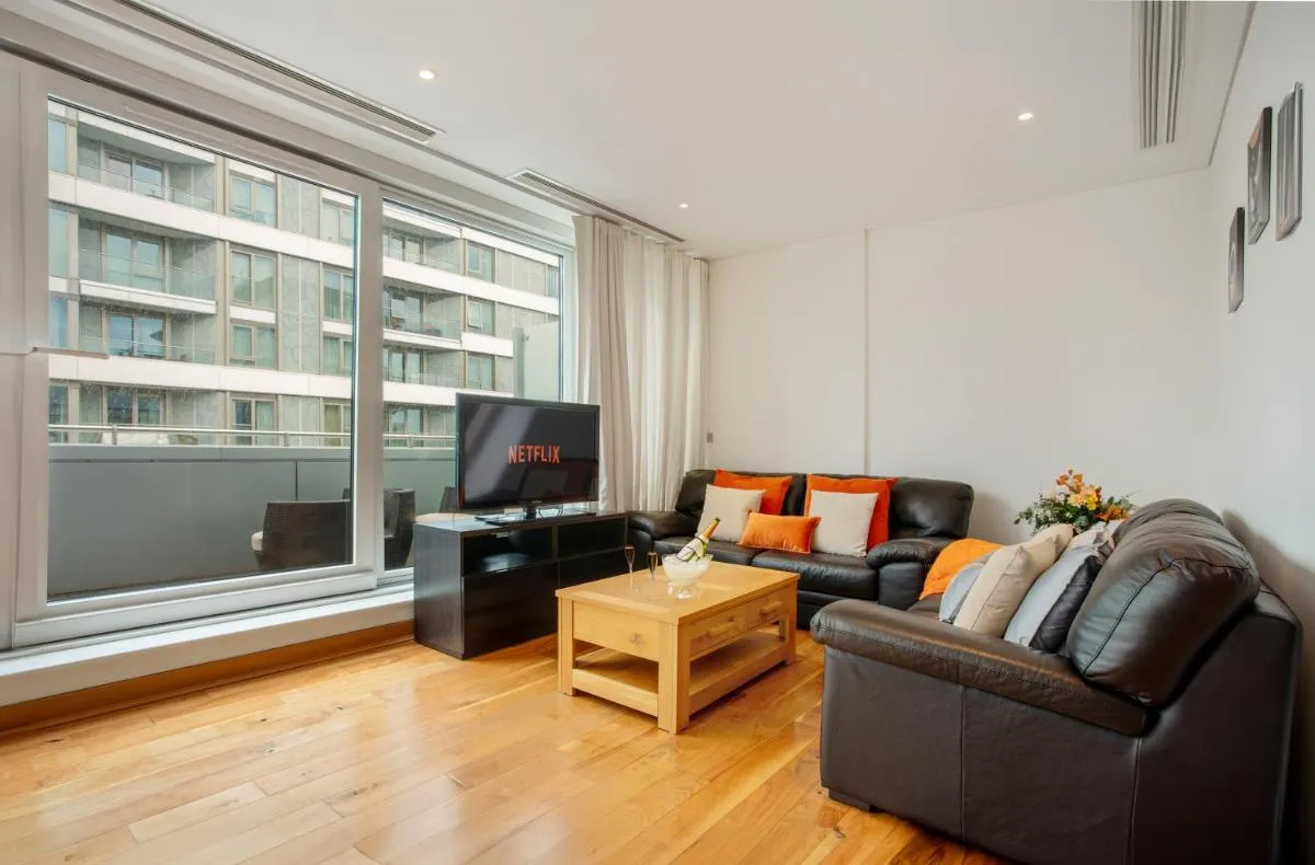 Image 5 of Contemporary Penthouse in Battersea Power Station