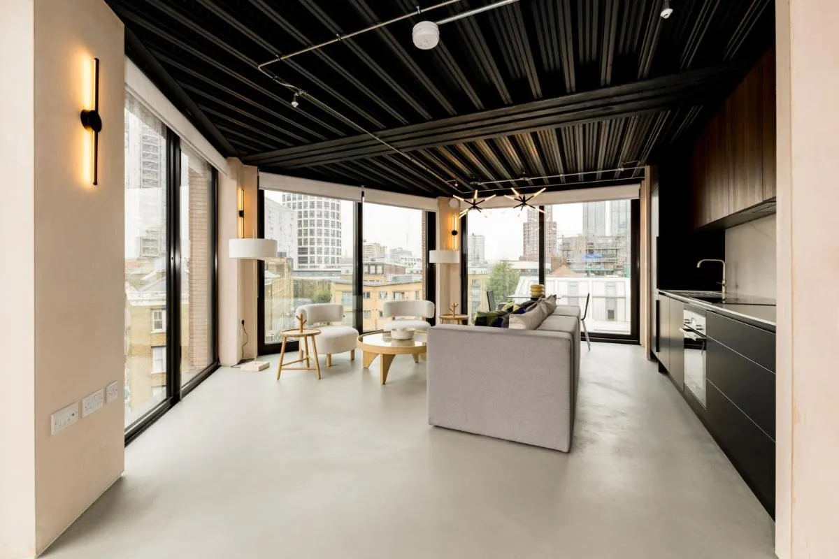 Image 5 of Cool Hoxton industrial loft