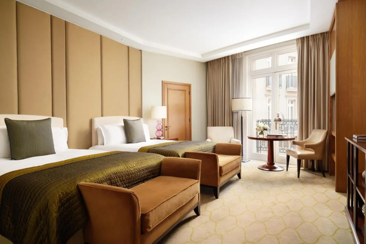 Image 4 of Corinthia London