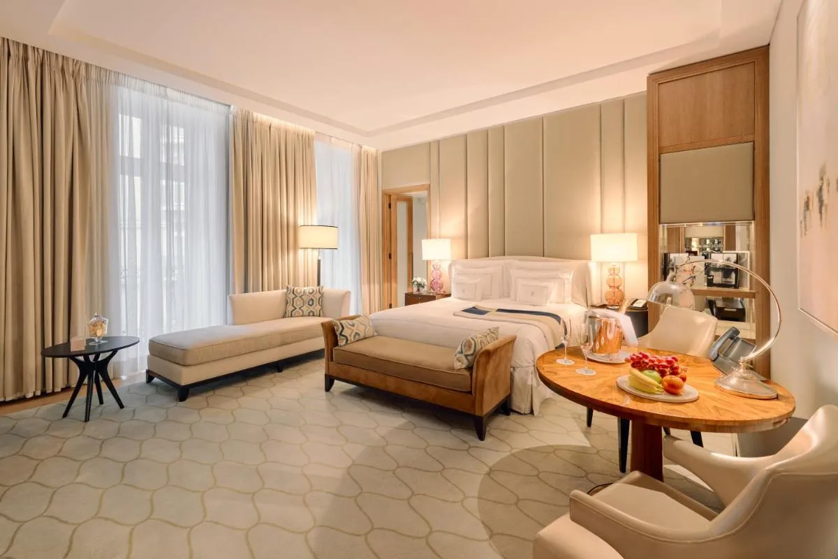 Image 3 of Corinthia London