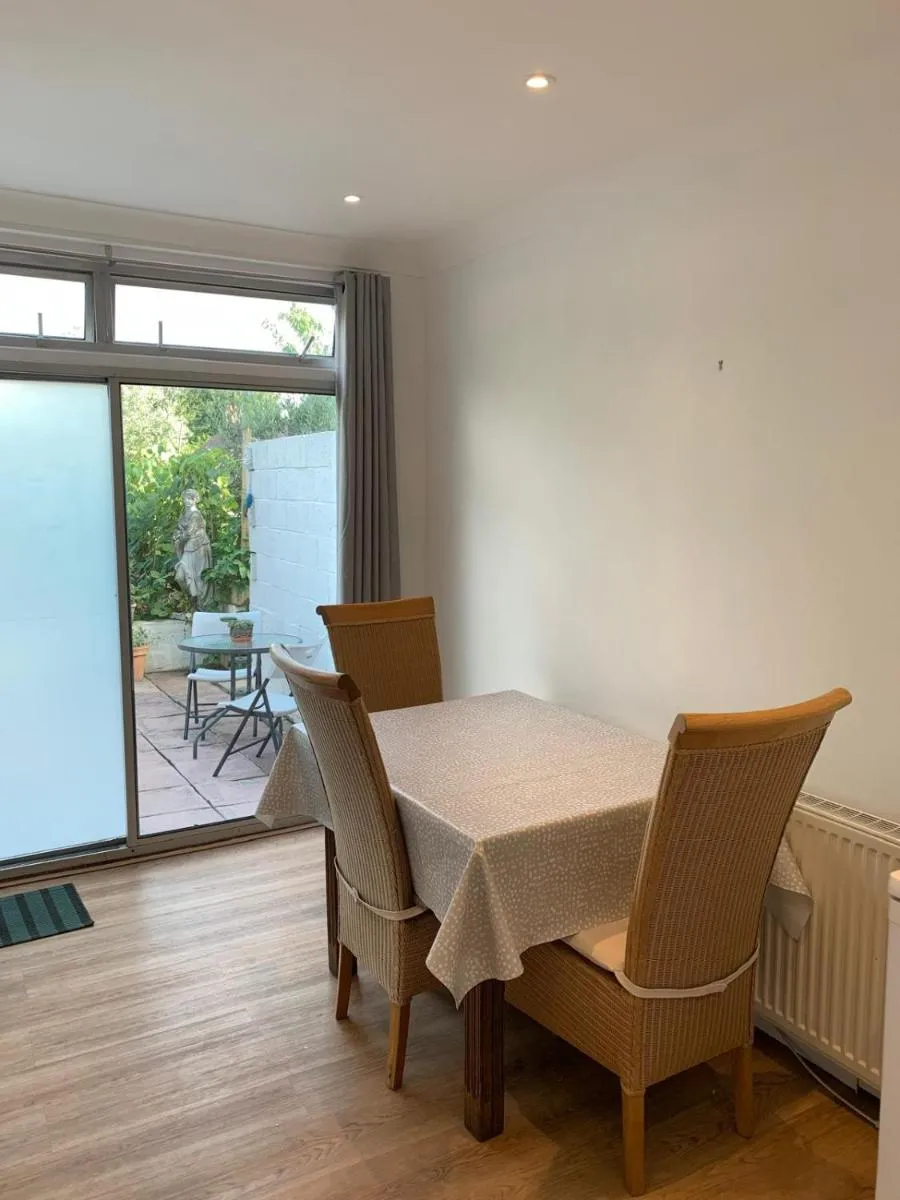 Image 5 of Cosy 1-Bedroom Flat in Hendon