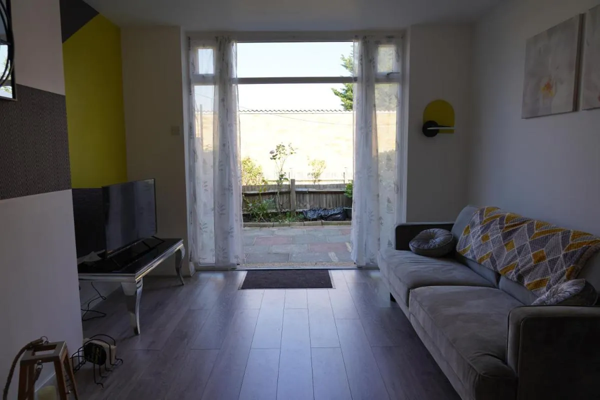 Image 5 of Cosy 2 bedroom on Bromley-Lewisham Hospital Borders