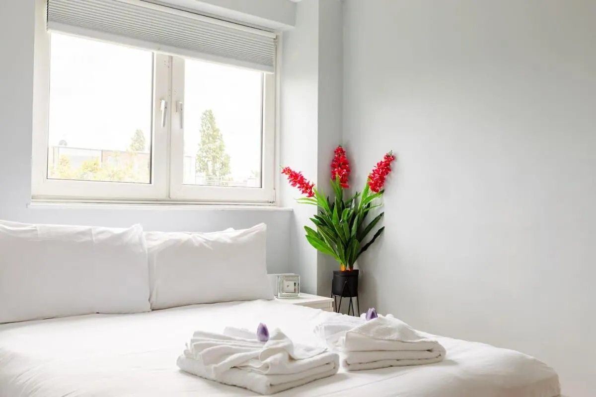 Image 3 of Cosy 3 Bed Flat Near London’s Highlights