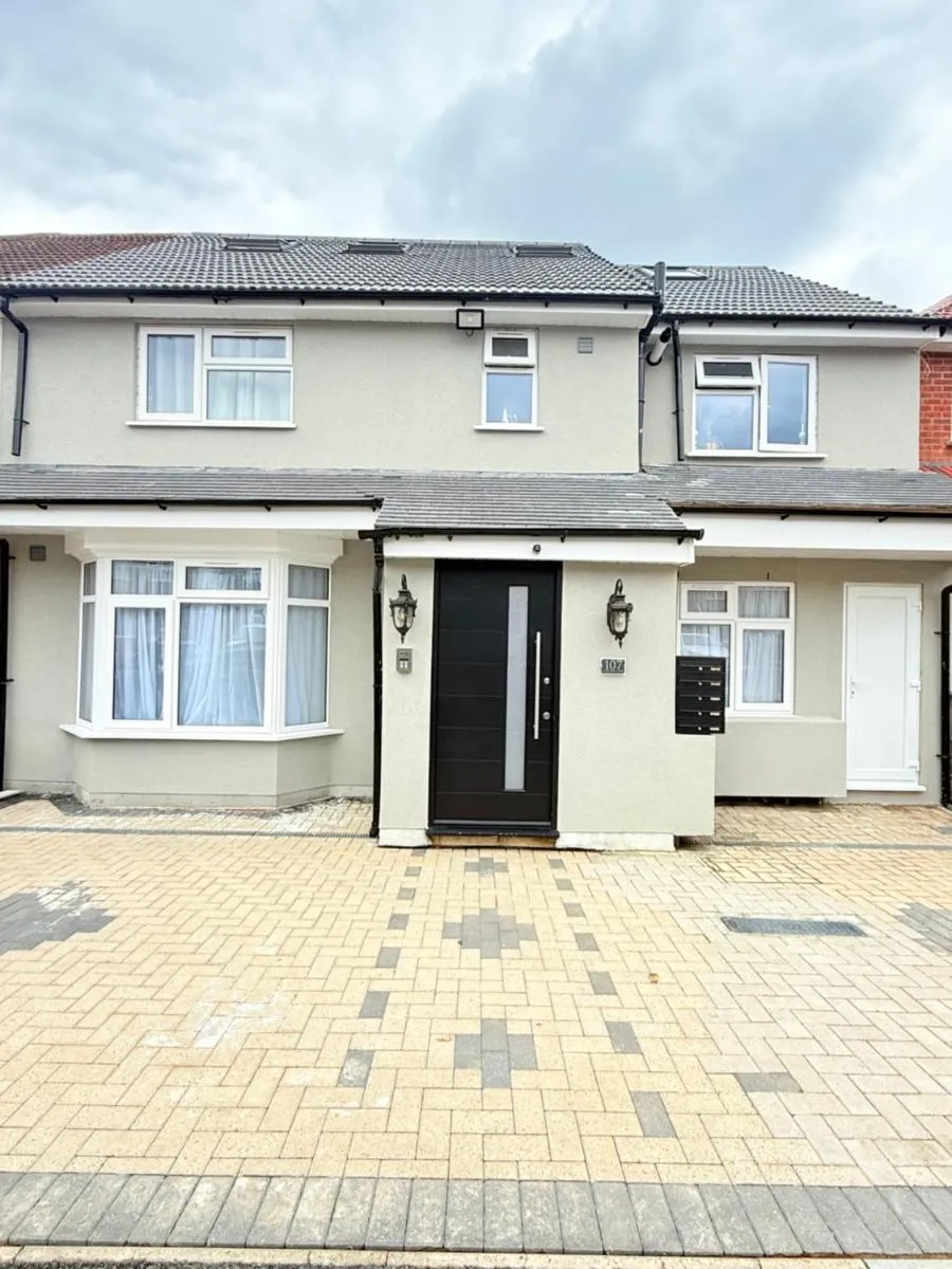 Image 5 of Cosy Brand New 2-Bed, Quiet, Private garden