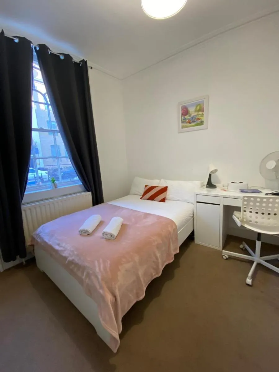 Image 3 of Cosy Central Apartment in Camden, Central London