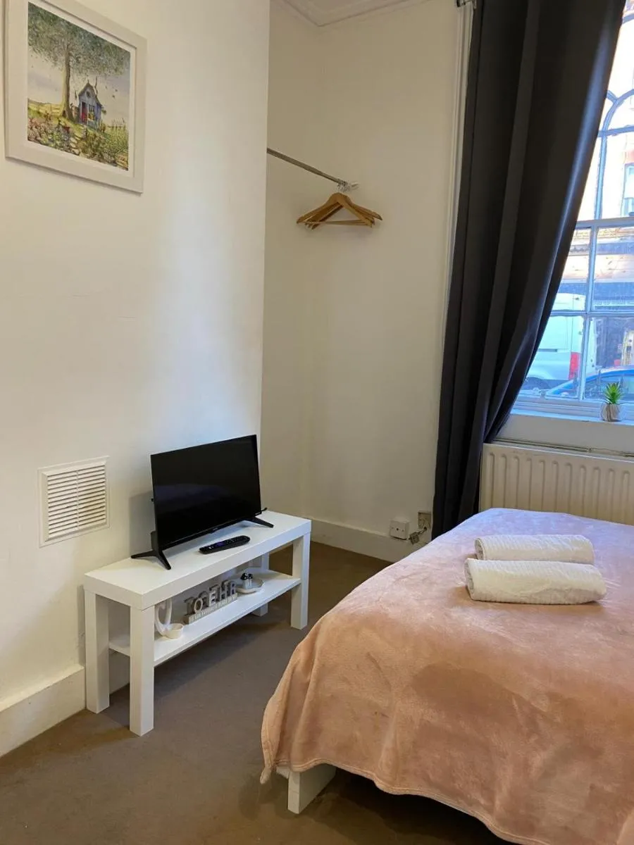 Image 4 of Cosy Central Apartment in Camden, Central London