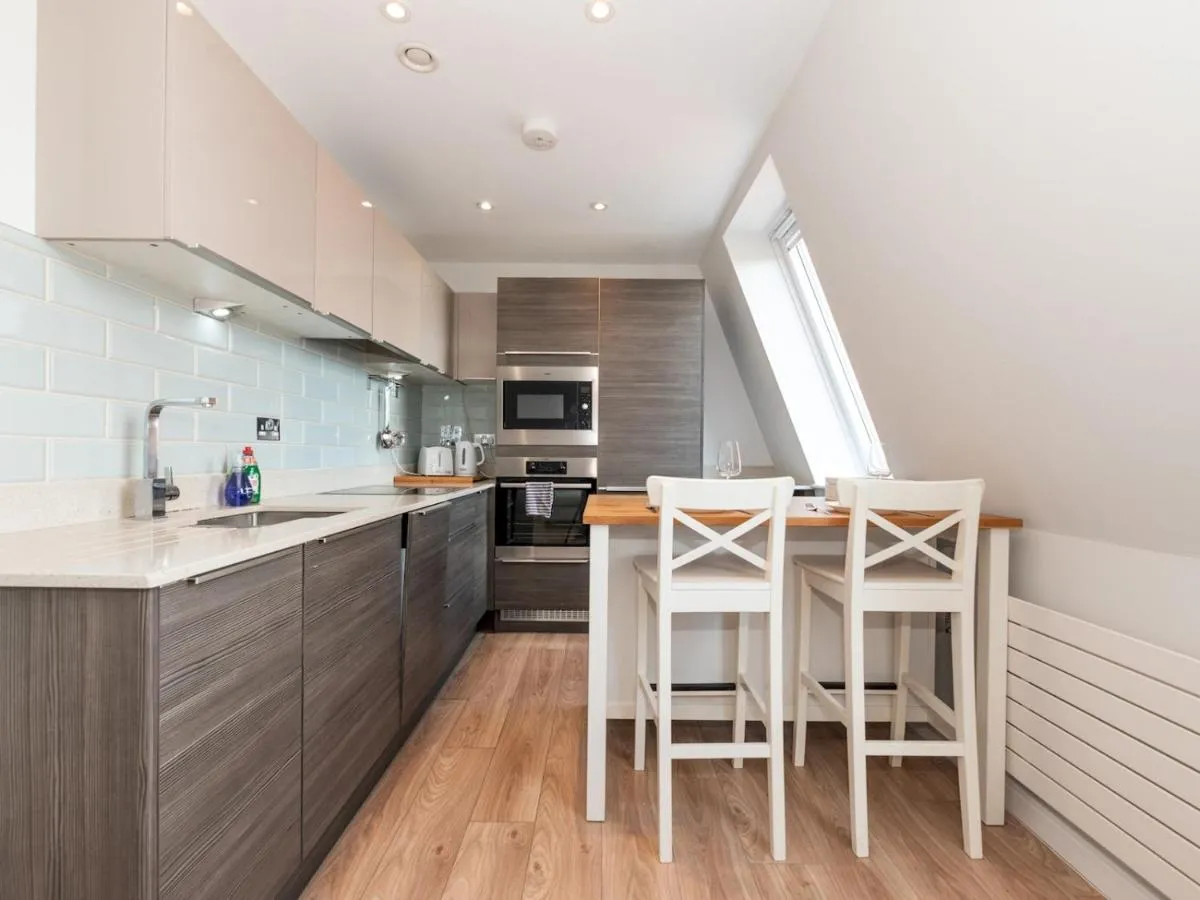 Image 4 of Cosy Central Stylish Apartment in Twickenham – Pass the Keys