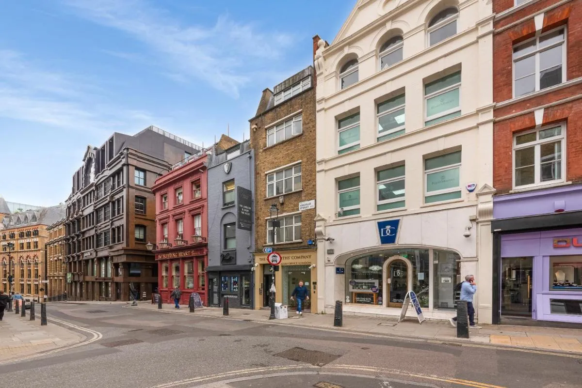 Image 5 of Cosy Farringdon Apartments