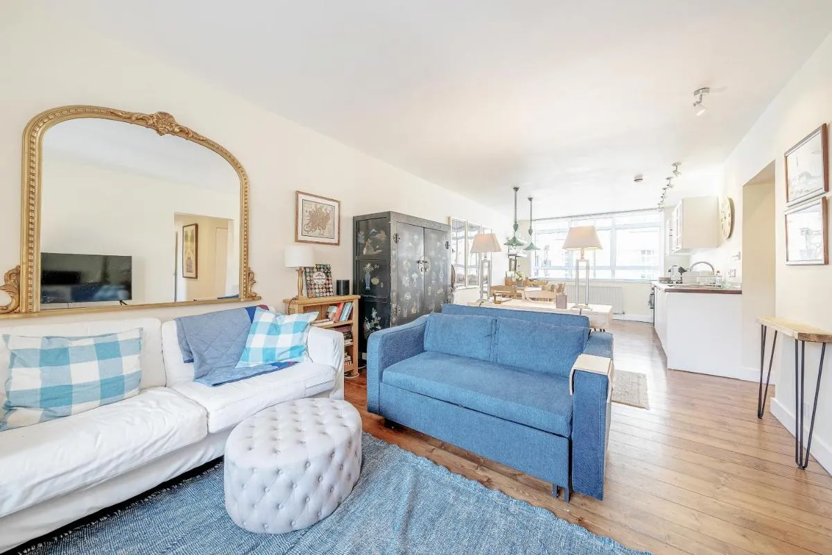 Image 5 of Cosy Flat in Chelsea