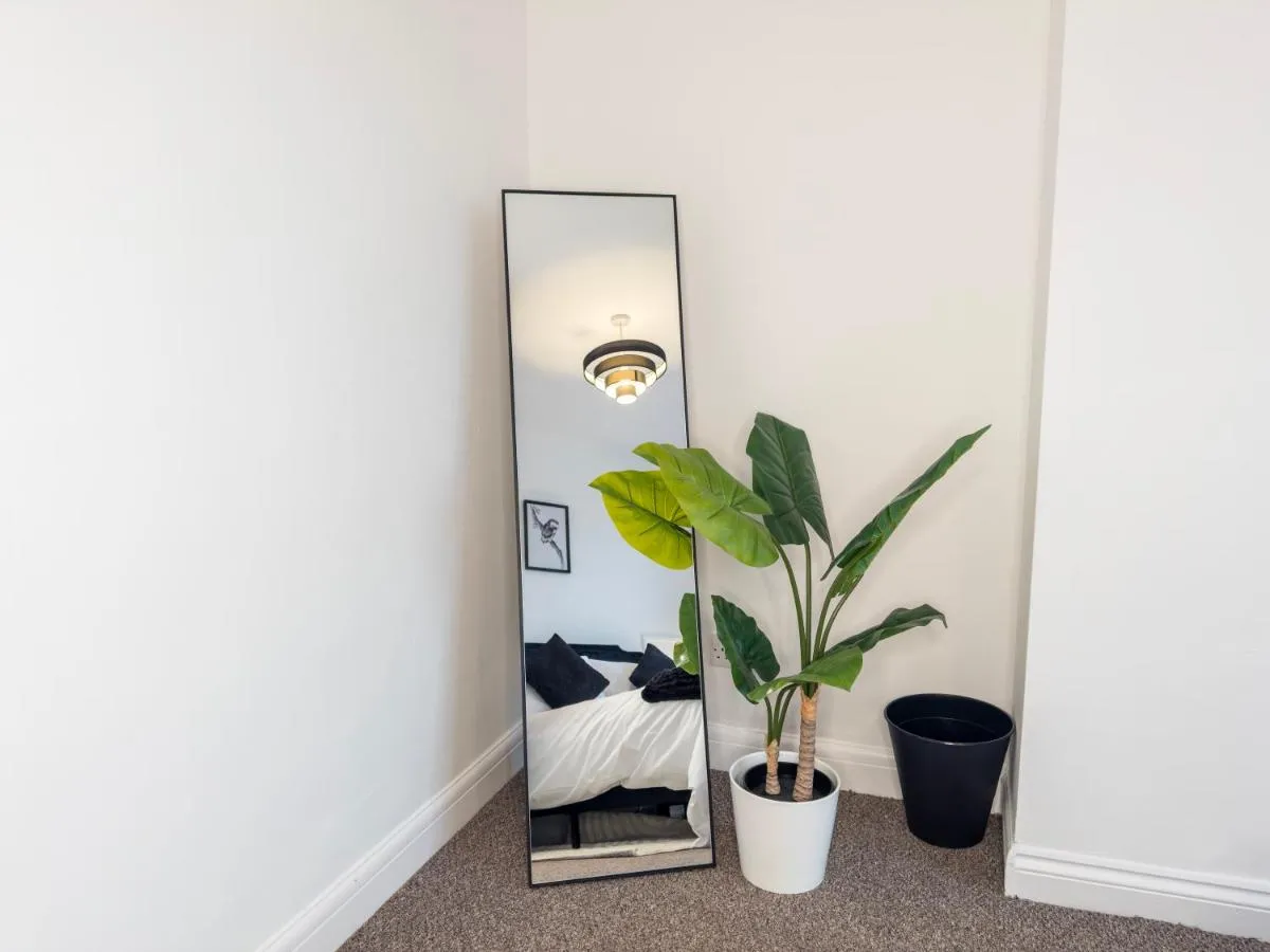 Image 3 of Cosy Home By Wembley Stadium