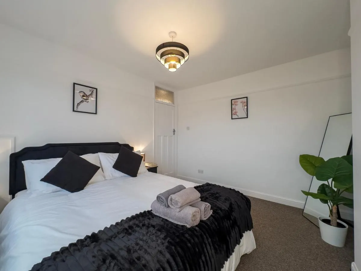 Image 5 of Cosy Home By Wembley Stadium