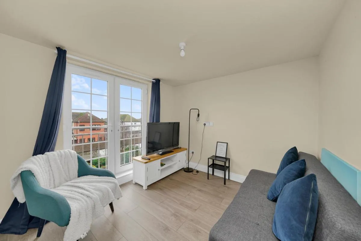 Image 5 of Cosy London Apartment on Elizabeth line – Free Parking