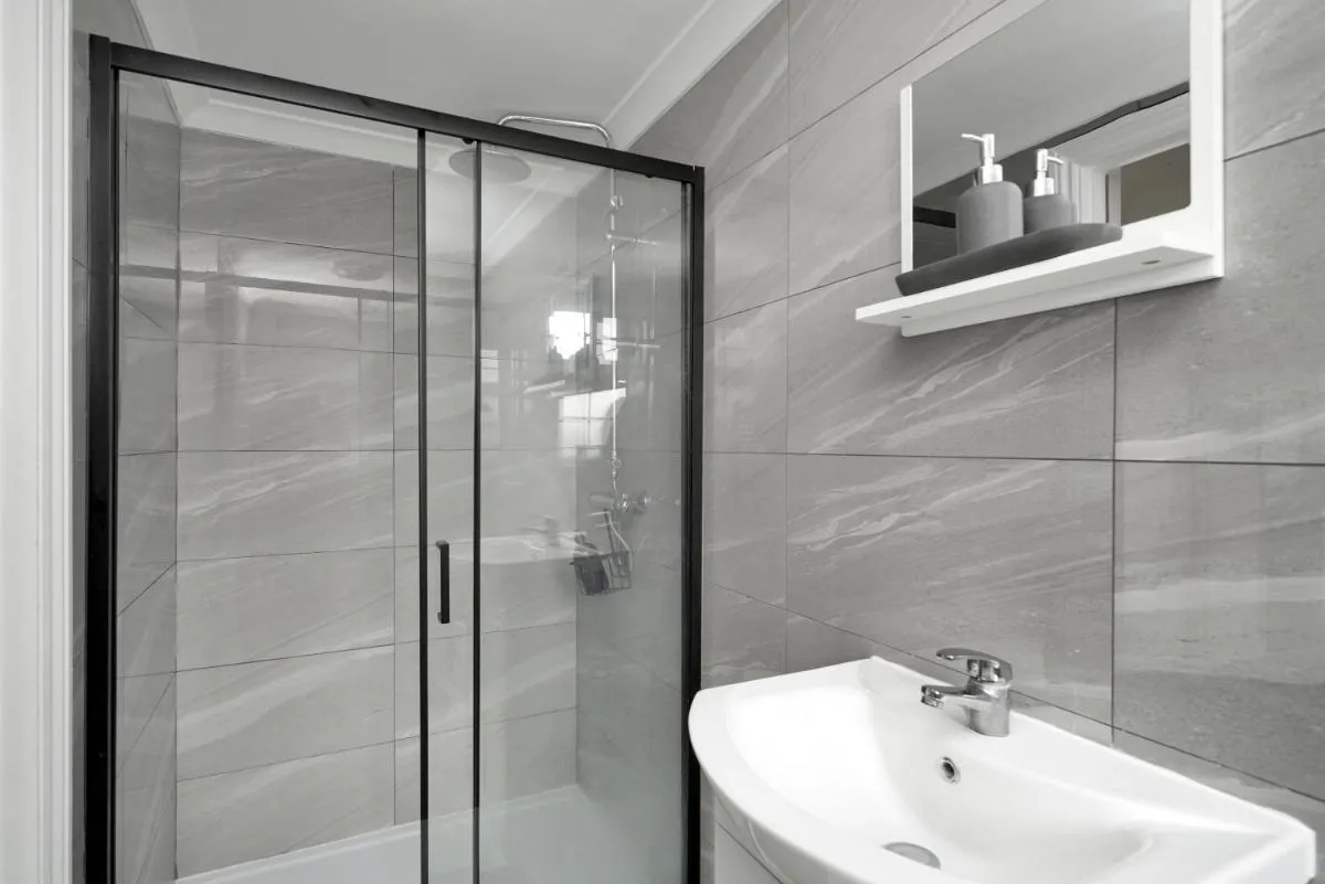 Image 3 of Cosy London Apartment on Elizabeth line – Free Parking