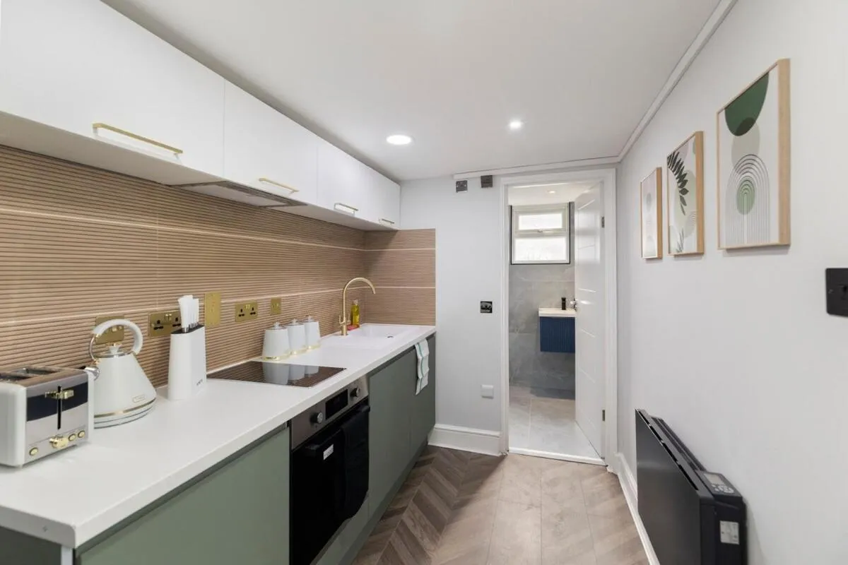 Image 4 of Cosy London Gem next Transport easy access to Central London