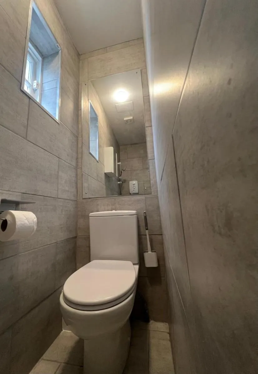 Image 5 of Cosy Self contained Studio flat