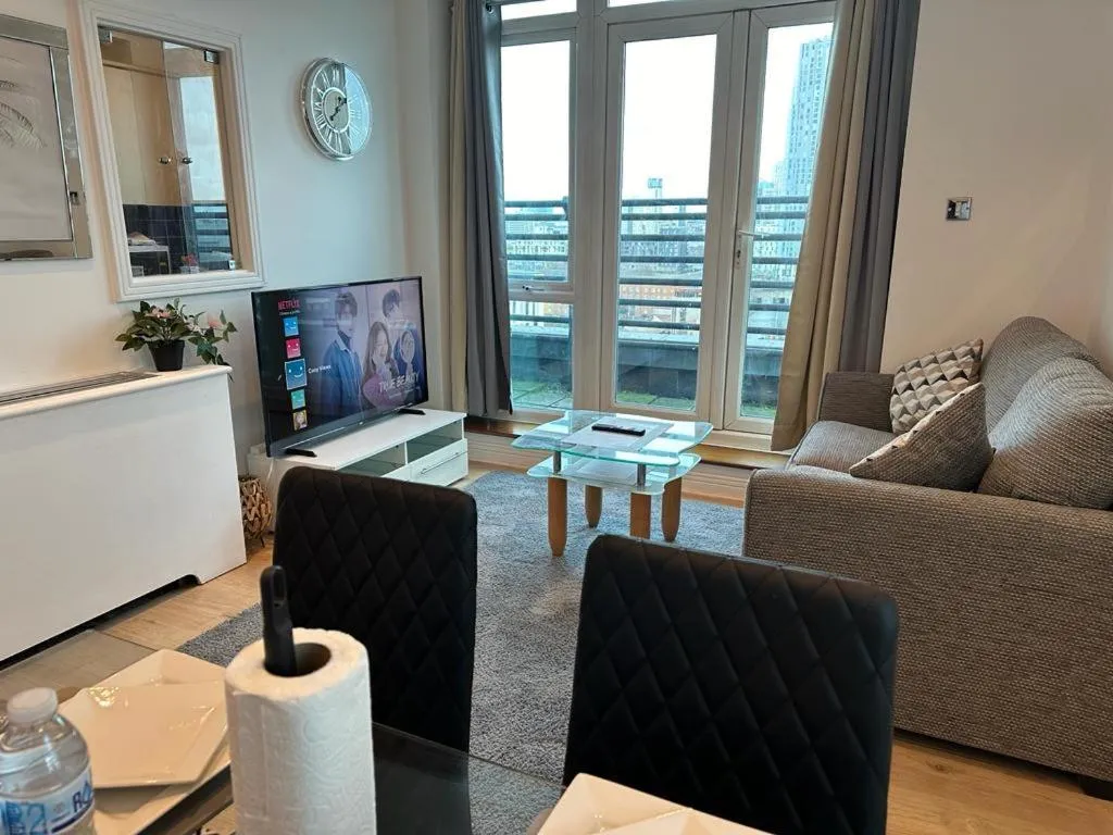 Image 4 of Cosy Views